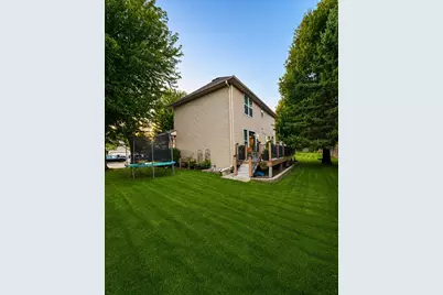 9906 Scott Avenue N, Brooklyn Park, MN 55443 - Photo 33