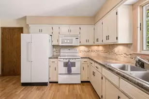 121 Marvy St, Lino Lakes, MN 55014 - Photo 21