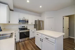 13660 Brass Pkwy, Rosemount, MN 55068 - Photo 17