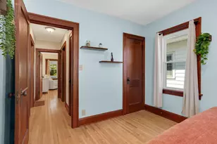 1047 Rose Ave E, Saint Paul, MN 55106 - Photo 13