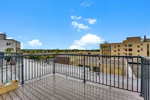 2650 University Ave W, Saint Paul, MN 55114 - Photo 37