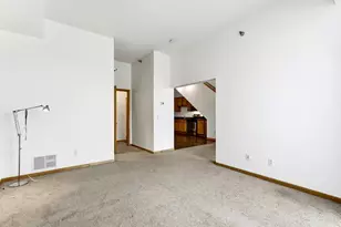 2650 University Ave W, Saint Paul, MN 55114 - Photo 25