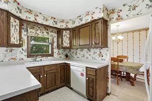 2756 Yukon Ave N, New Hope, MN 55427 - Photo 5