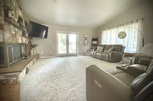 3511 Hoeger Ln, Albert Lea, MN 56007 - Photo 3