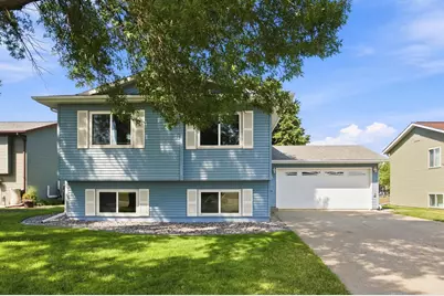 2728 29th Avenue S, Moorhead, MN 56560 - Photo 1