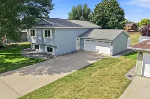 2728 29th Ave S, Moorhead, MN 56560 - Photo 29