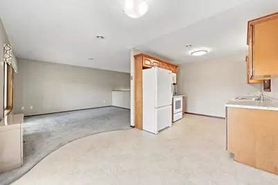 2728 29th Avenue S, Moorhead, MN 56560 - Photo 11