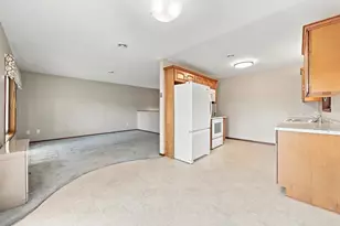 2728 29th Ave S, Moorhead, MN 56560 - Photo 11