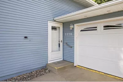 2728 29th Avenue S, Moorhead, MN 56560 - Photo 3
