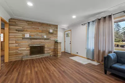 1689 Edgemont Street, Maplewood, MN 55117 - Photo 5