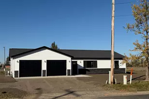 617 Lake Ave NE, Bemidji, MN 56601 - Photo 1