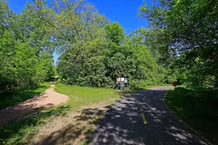 5908 W 104th St, Bloomington, MN 55438 - Photo 39