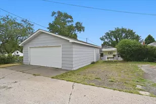 2417 Jefferson St, Duluth, MN 55812 - Photo 17