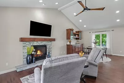 17125 Hershey Court, Lakeville, MN 55044 - Photo 11