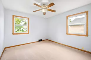 304 18th St NW, Austin, MN 55912 - Photo 29