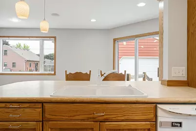 304 18th Street NW, Austin, MN 55912 - Photo 25