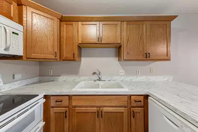 417 Whispering River Lane, Farmington, MN 55024 - Photo 5