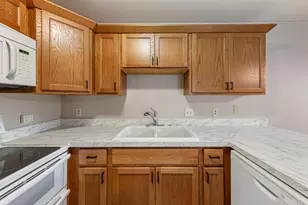 417 Whispering River Ln, Farmington, MN 55024 - Photo 5