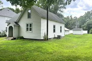 223 1st St SE, Clara City, MN 56222 - Photo 3