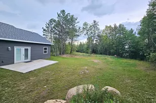 912 Carter Cir, Eveleth, MN 55734 - Photo 7
