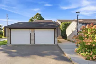 7294 Vista Ct, Eden Prairie, MN 55346 - Photo 27