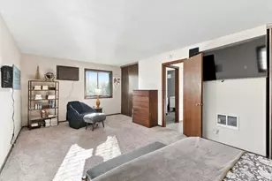 7294 Vista Ct, Eden Prairie, MN 55346 - Photo 21