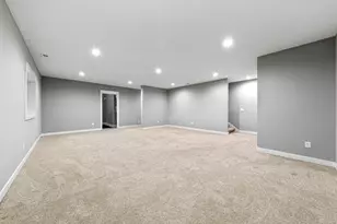 317 Oak Marsh Dr, Mankato, MN 56001 - Photo 35