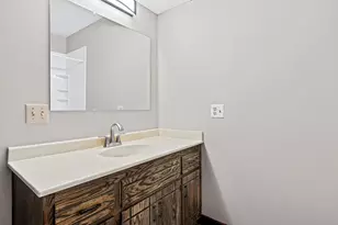 7211 Perry Ct E, Brooklyn Center, MN 55429 - Photo 39