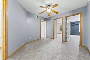 10856 Kingsfield Ln, Woodbury, MN 55129 - Photo 23
