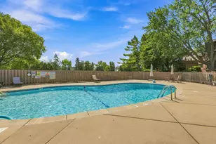 205 Barry Ave S, Wayzata, MN 55391 - Photo 25