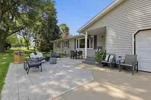 2750 Fairway Dr NE, Willmar, MN 56201 - Photo 3