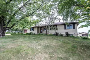 26078 Chippendale Ave, Northfield, MN 55057 - Photo 5