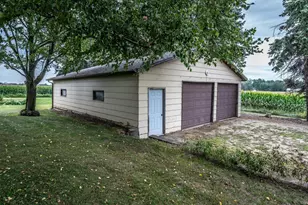 26078 Chippendale Ave, Northfield, MN 55057 - Photo 9