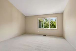 7063 Oak Pointe Curv, Bloomington, MN 55438 - Photo 43