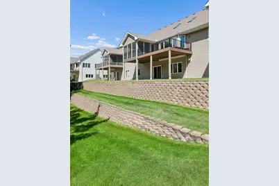 7063 Oak Pointe Curve, Bloomington, MN 55438 - Photo 33