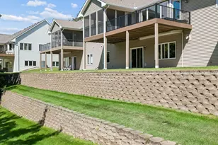 7063 Oak Pointe Curv, Bloomington, MN 55438 - Photo 33