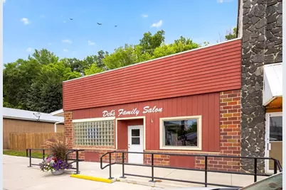 438 Highway 60, Zumbro Falls, MN 55991 - Photo 1
