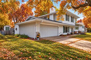 1094 Lowell Dr, Apple Valley, MN 55124 - Photo 1