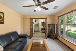 1094 Lowell Dr, Apple Valley, MN 55124 - Photo 5