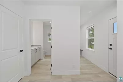 6318 Tower Avenue, Superior, WI 54880 - Photo 11
