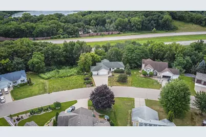 1060 Dennis Street S, Maplewood, MN 55119 - Photo 69