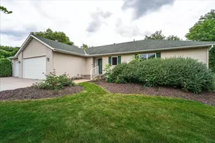 1060 Dennis St S, Maplewood, MN 55119 - Photo 37