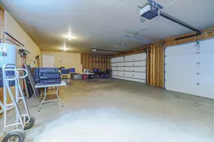 1060 Dennis St S, Maplewood, MN 55119 - Photo 35