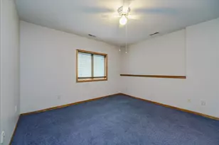 1060 Dennis St S, Maplewood, MN 55119 - Photo 51