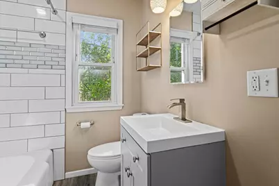 6133 Thomas Avenue S, Minneapolis, MN 55410 - Photo 19