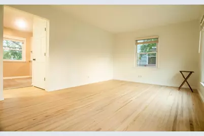 6133 Thomas Avenue S, Minneapolis, MN 55410 - Photo 13