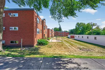 994 Cleveland Avenue S, Saint Paul, MN 55116 - Photo 25