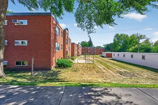 994 Cleveland Ave S, Saint Paul, MN 55116 - Photo 25