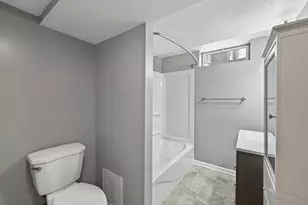 994 Cleveland Ave S, Saint Paul, MN 55116 - Photo 21