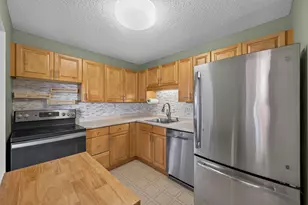 78 10th E St, Saint Paul, MN 55101 - Photo 1